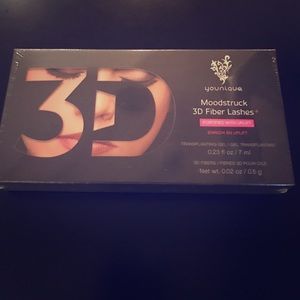 Younique 3D fiber lashes+ mascara!!