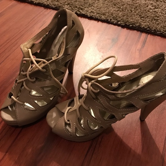 Rue 21 Heels