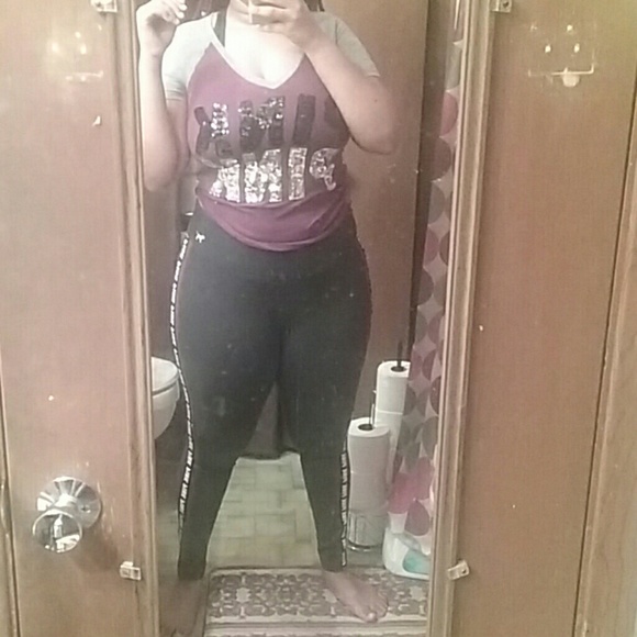 Proof I'm not a scammer pink outfit