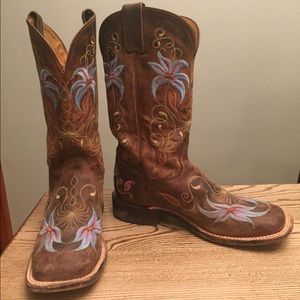 Tony Lama Cowgirl Boots