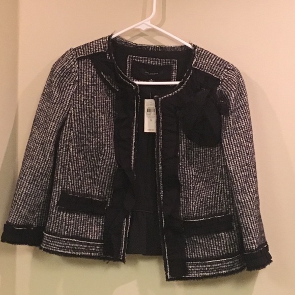 Anne Taylor Size 4 Blazer