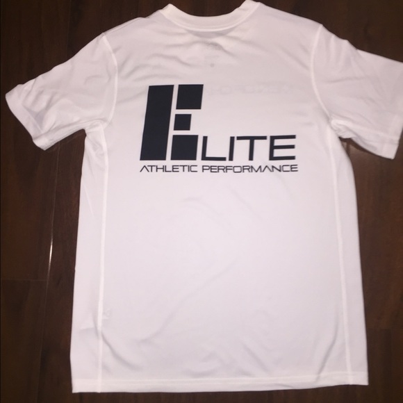 Nike Dri Fit Training Tee Shirt NWOT - Picture 3 of 3