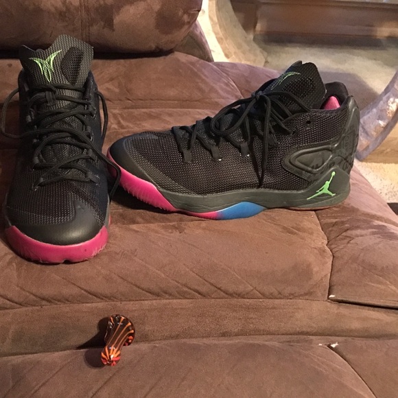 Size 13 Jordan\'s Carmelo Anthony addition main image 4