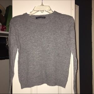 cropped gray sweater