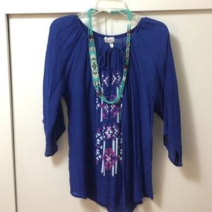 Boutique brand top - Aztec print worn with tights