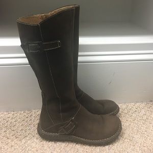 Women's leather boots