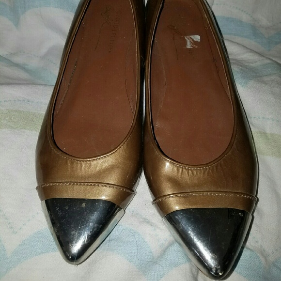 Donald pliner steel toe shoes