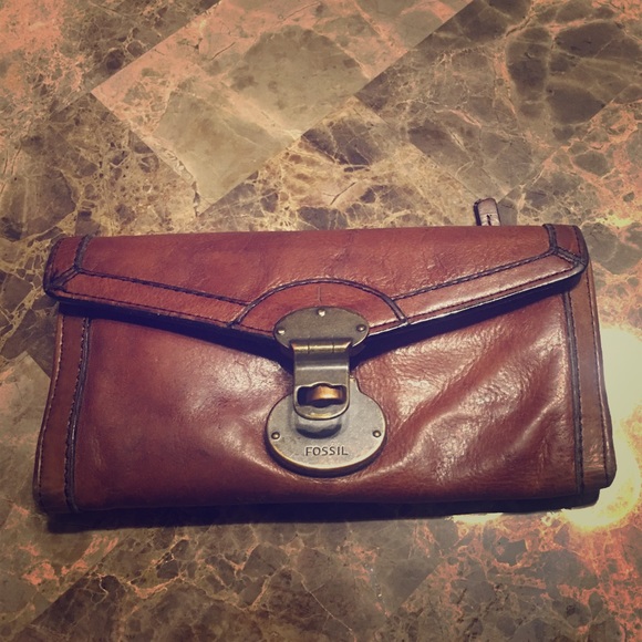 Fossil Vintage Reissue Clutch