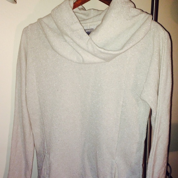Aerie turtleneck pullover