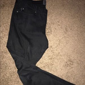 Black skinny jeans