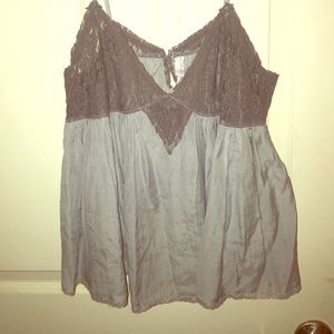 Lace bust cropped cami