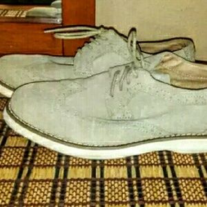 Perry Ellis Men's Suede Shoe