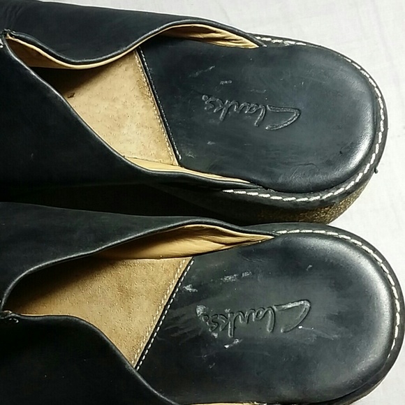 Women's CLARKS Clogs Shoes Black 5 M Leather - Picture 4 of 4