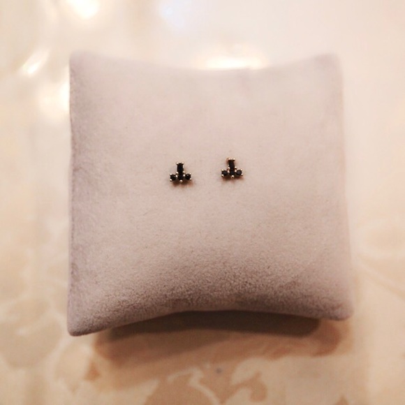 Anthropologie Black T Earrings