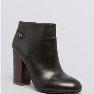 Tory Burch Butties- Fulton High Heel