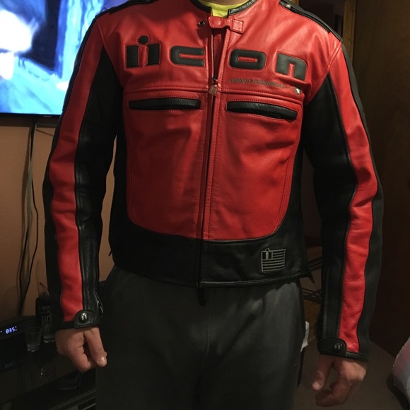 Men's Icon Leather Motorcycle Jacket