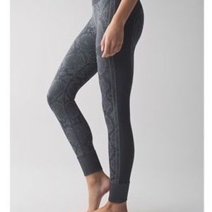 Lululemon Ebb to Street Pants Leggings Grey Snake