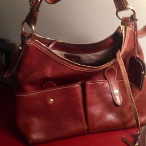 Beautiful leather Dooney