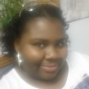 Meet your Posher, Tomesha