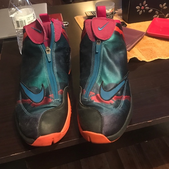 Nike gloves - Picture 2 of 7