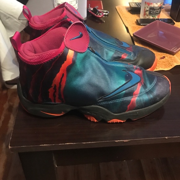 Nike gloves - Picture 3 of 7