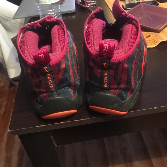 Nike gloves - Picture 4 of 7