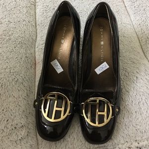 TOMMY HILFIGER "Tiara" Dark Brown Patent Leather