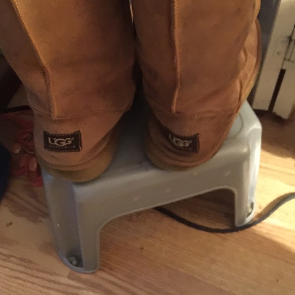 Ugh boots size 6w - Picture 2 of 4