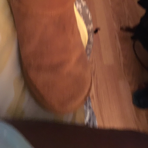 Ugh boots size 6w - Picture 4 of 4