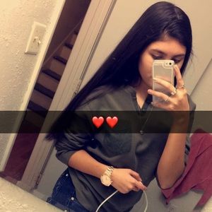 Meet your Posher, Jaqueline