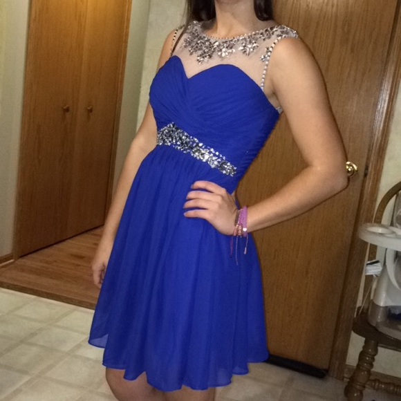Short formal/prom dress