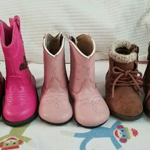 Toddler size 3 boots