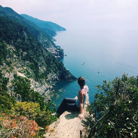 Meet your Posher, Olivia