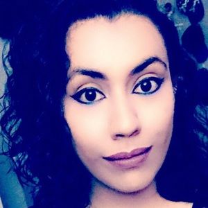 Meet your Posher, Isabel