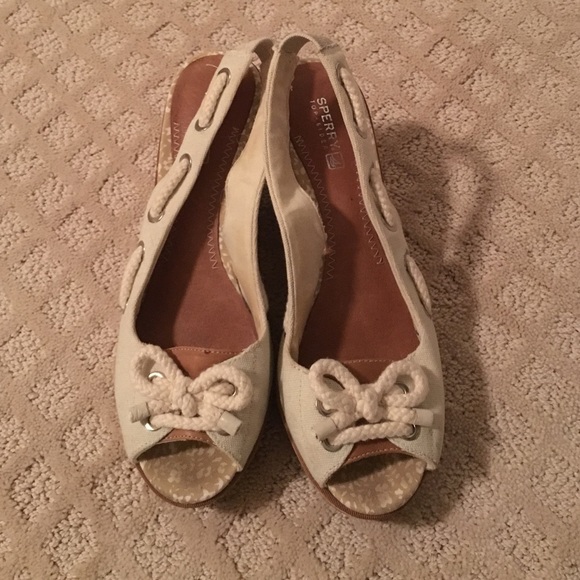 Sperry wedges size 8.5