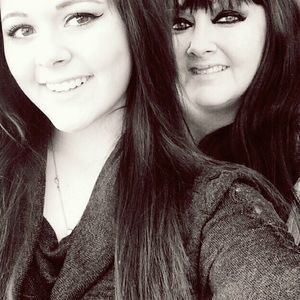 Meet your Posher, Cassandra