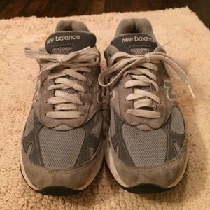New balance shoes...men's 7, women's 8.5