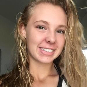 Meet your Posher, Elise