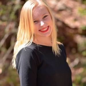 Meet your Posher, Katelyn