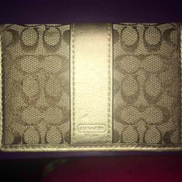 Coach Handbags - Coach Wallet