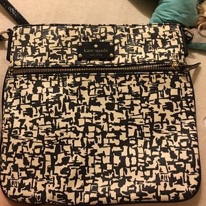 ***NEVER USED*** Kate spade crossbody bag.