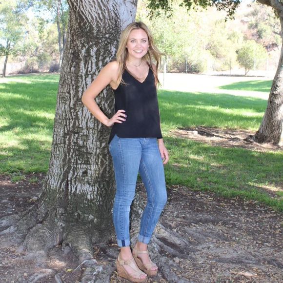 Meet your Posher, Charlotte