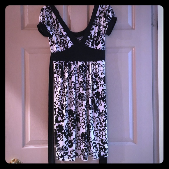 MAKE AN OFFER‼️Street Code Polyester Dress Medium