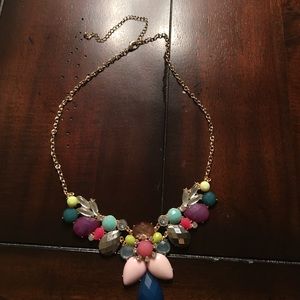 Statement necklace