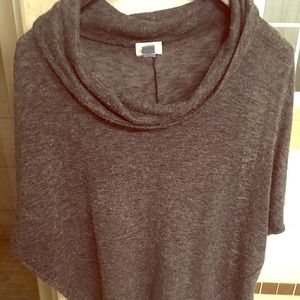 Old Navy sweater