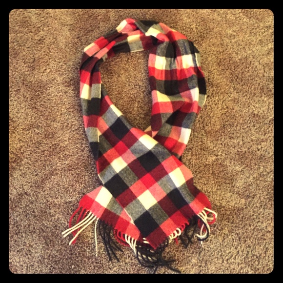 Plaid Abercrombie scarf
