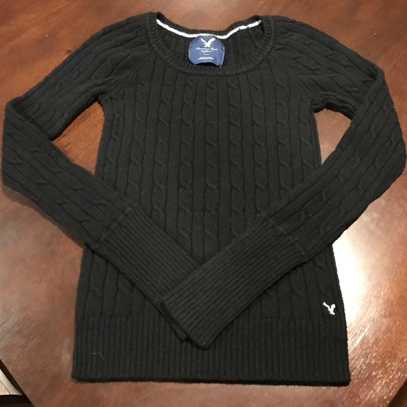 Black American Eagle Sweater