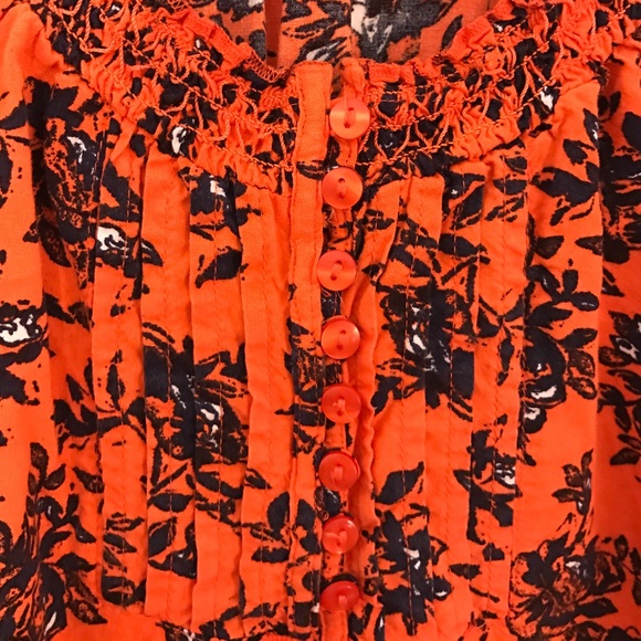 Short sleeve fall colored top - Picture 2 of 2