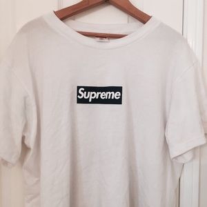 Supreme S/S 2014 New York Yankees box logo tee.