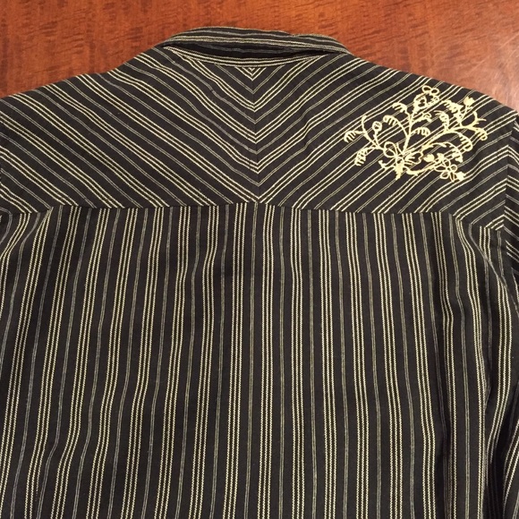 Men's Kenneth Cole button down - Picture 3 of 3